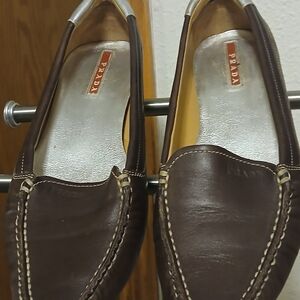 Authentic PRADA Brown Leather Kitten Heel Loafers Pumps Made in Italy Size 35